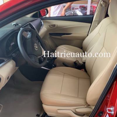 Ốp trang trí cản trước Camry 2015