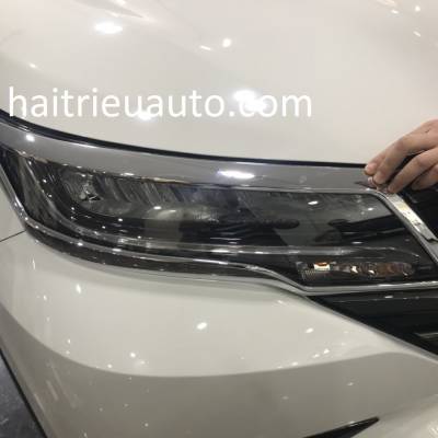 nẹp chống trầy phận nhựa toyota Rush