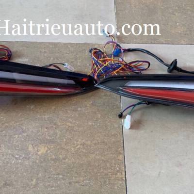 đèn led trụ sau xe toyota fortuner