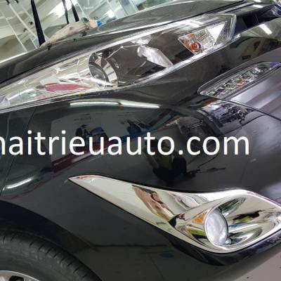 lướt gió capo cho xe fortuner