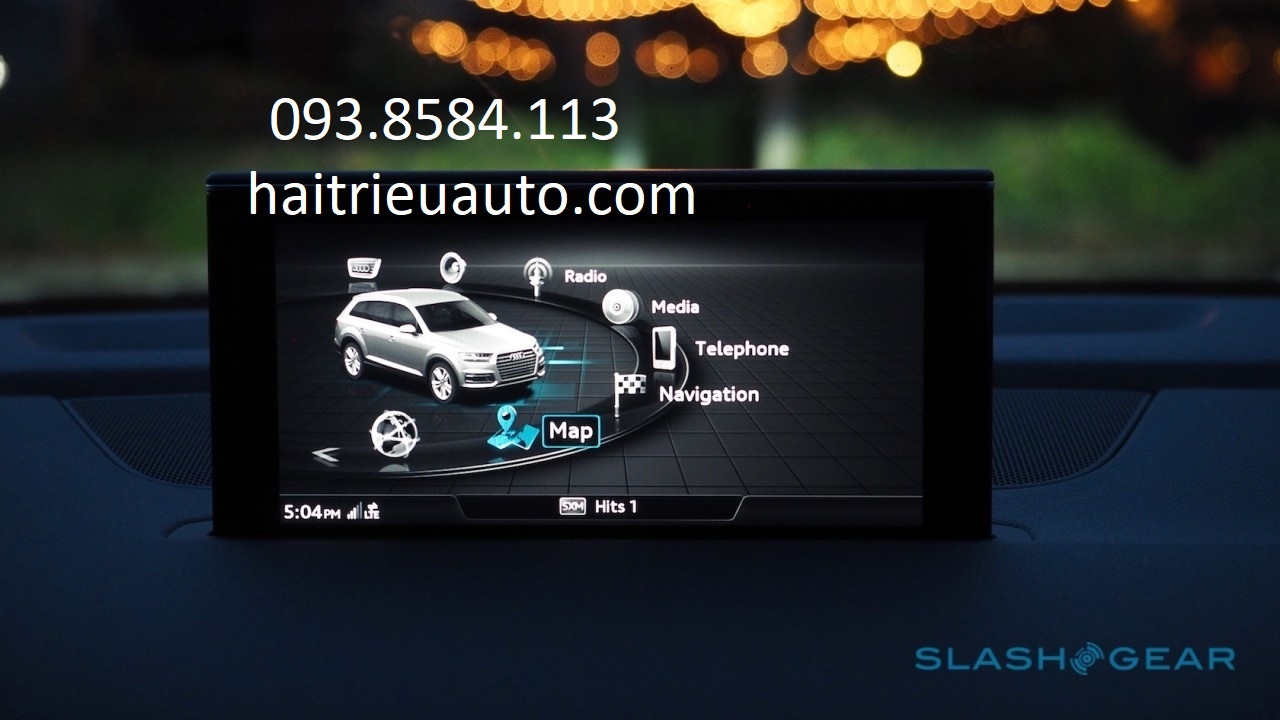 Lắp camera lùi cho xe udi Q7 2017 4 Image