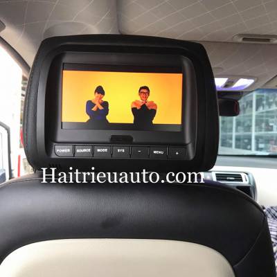Màn hình gối đầu cho xe Innova 2017