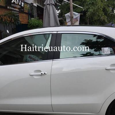 nẹp bước chân có đèn cho xe rio