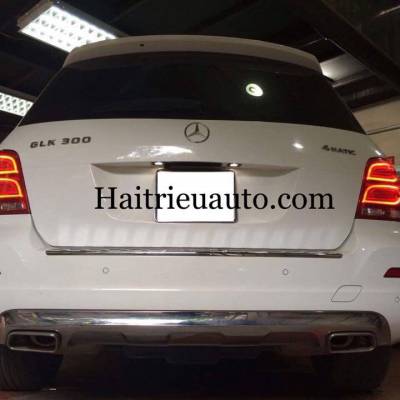 Camera lùi cho xe Mercedes C300 AMG
