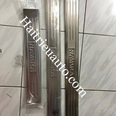 giá nóc dán cho xe NAVARA 2017