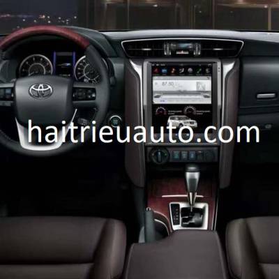 màn hình Tesla theo xe camry 2010