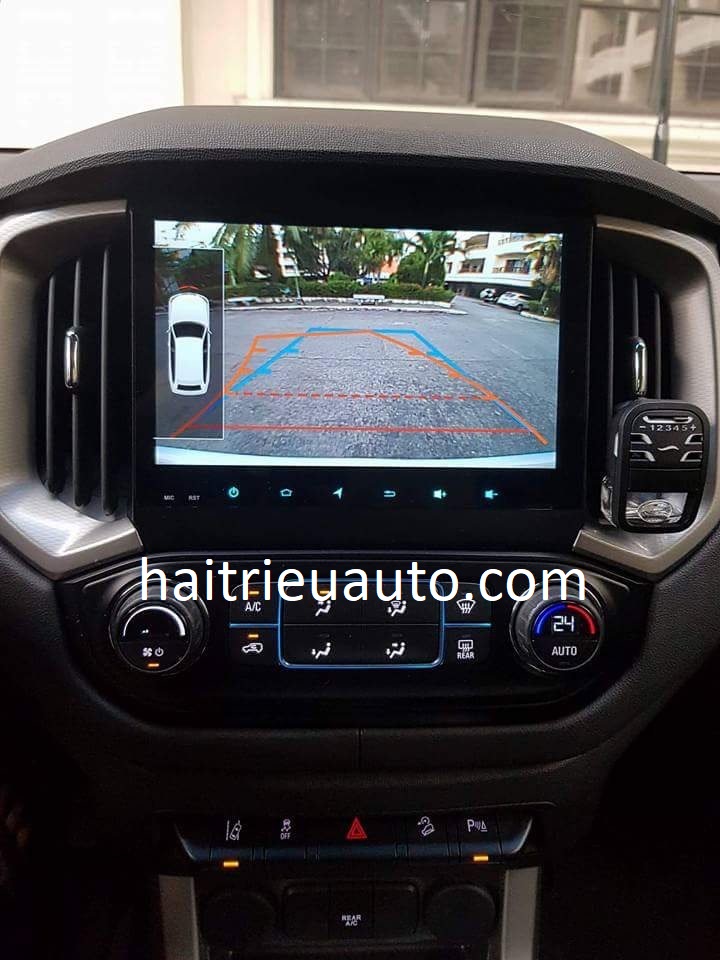 màn hình android theo xe colorado 2018 2 Image