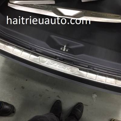 ốp cửa theo xe toyota Hilux