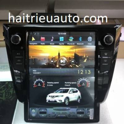 màn hình tesla xe Nissan Navara 2018