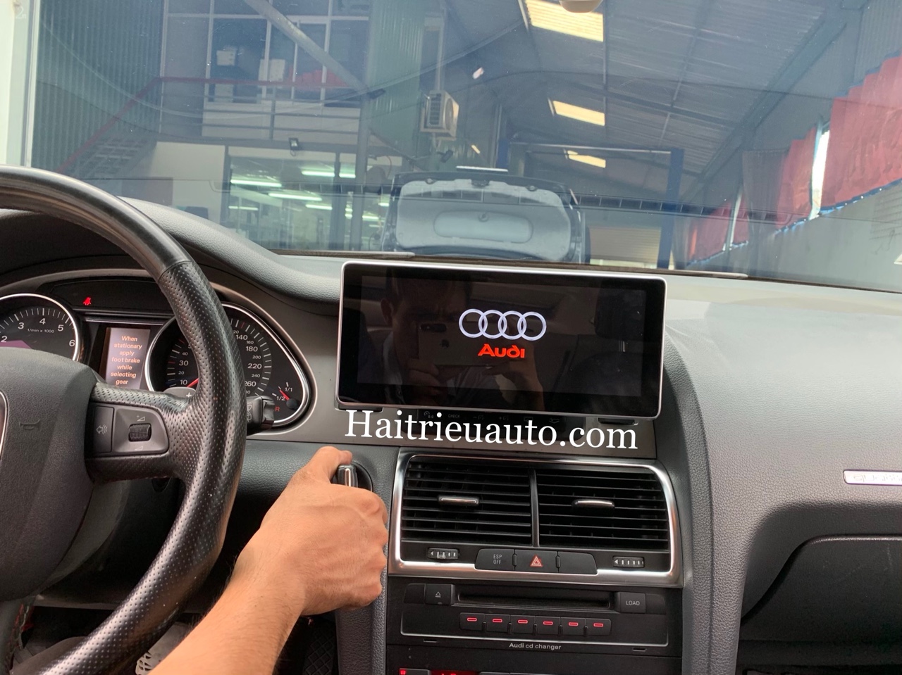 Màn hình android theo xe Audi Q7 3 Image