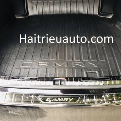 ốp mặt ca lăng xe toyota camry 2020