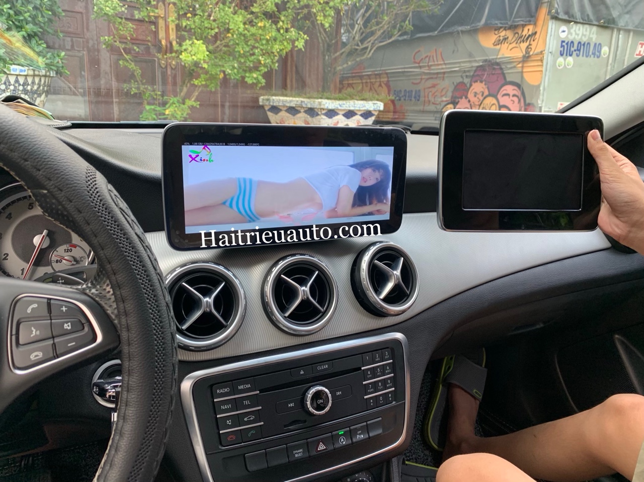 Màn hình android theo xe Mercedes GLA 4 Image