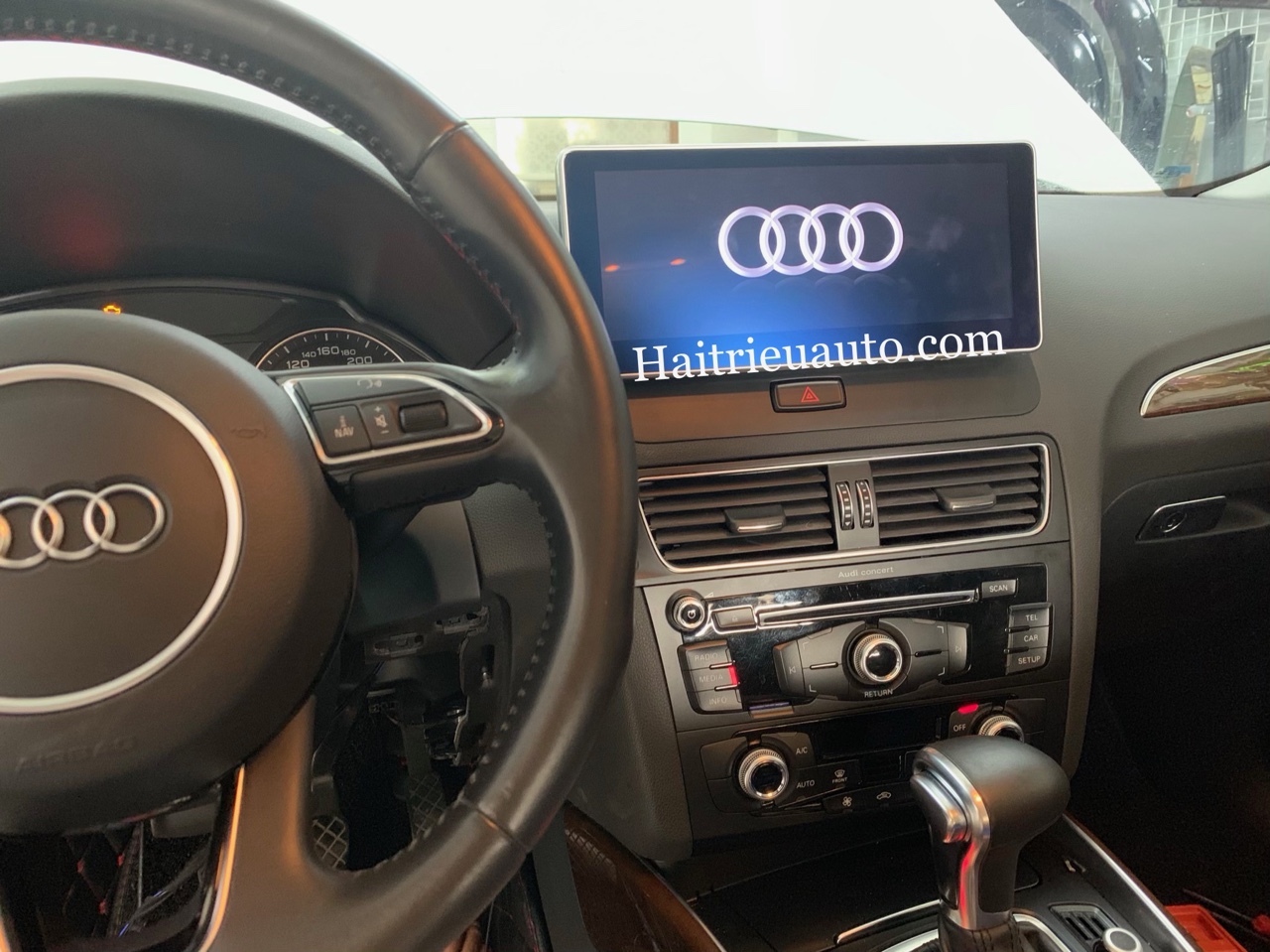 Màn hình android cho xe Audi Q5 3 Image