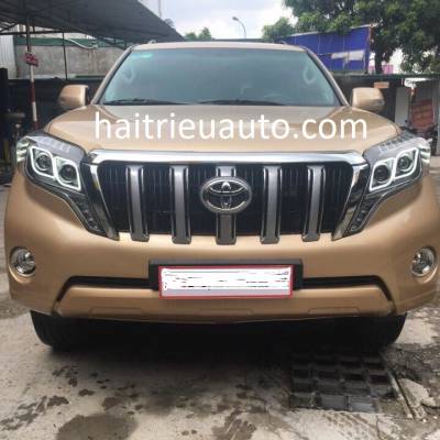 Màn hình tesla theo xe Toyota Land Cruiser Prado 2018