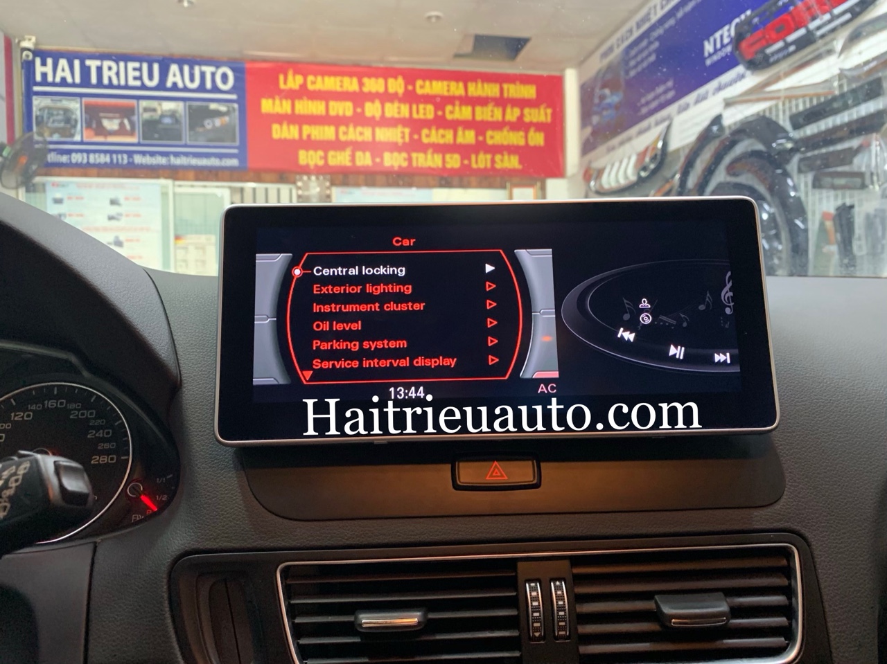 Màn hình android cho xe Audi Q5 5 Image
