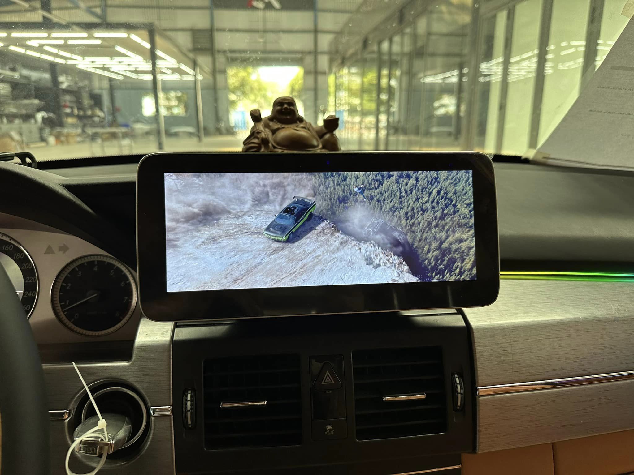 Màn hình android Omas 360 xe Mercedes C 2016-2019 12 Image