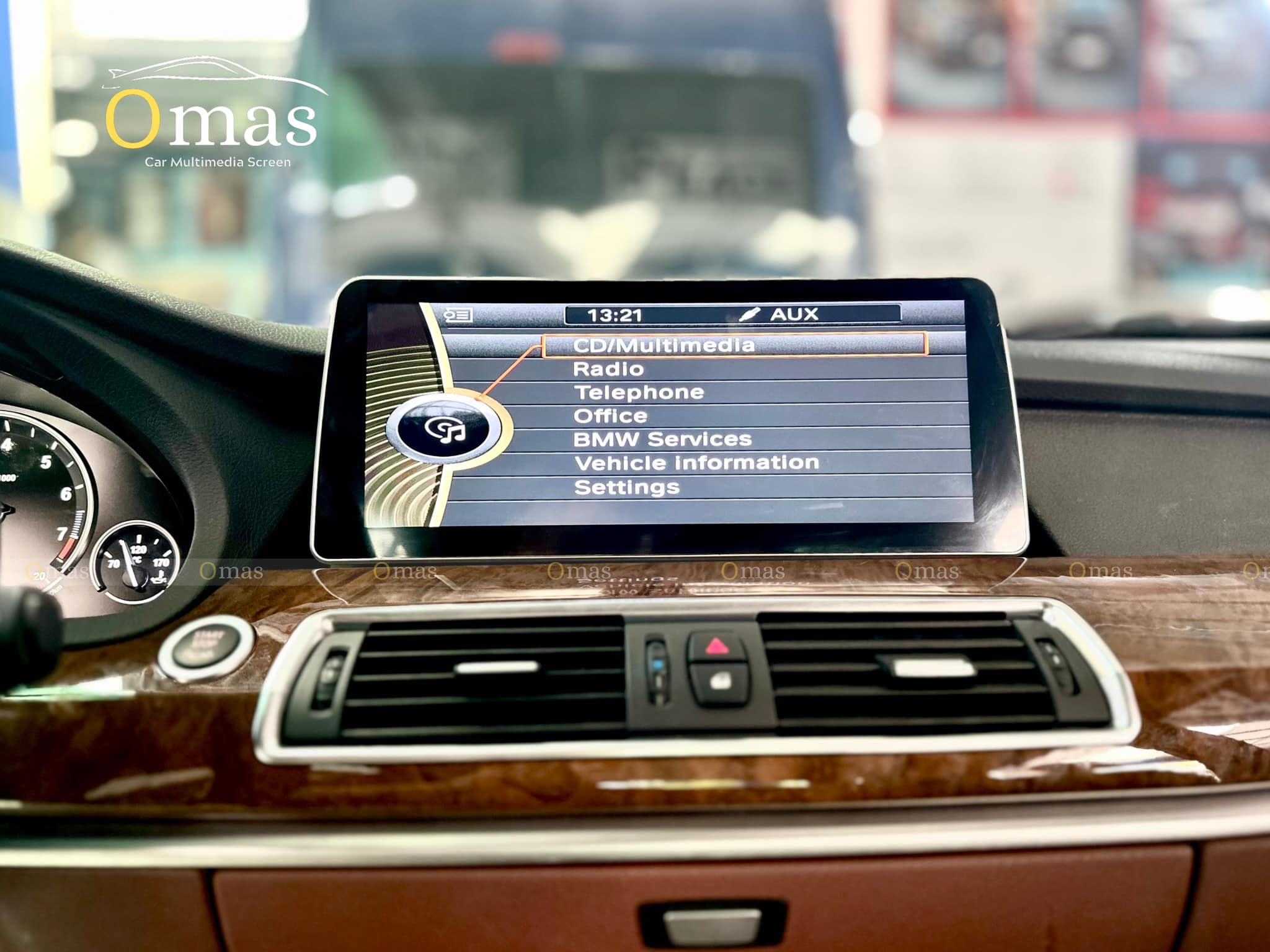 Màn hình android Omas 360 12in xe BMW 528i GT 3 Image