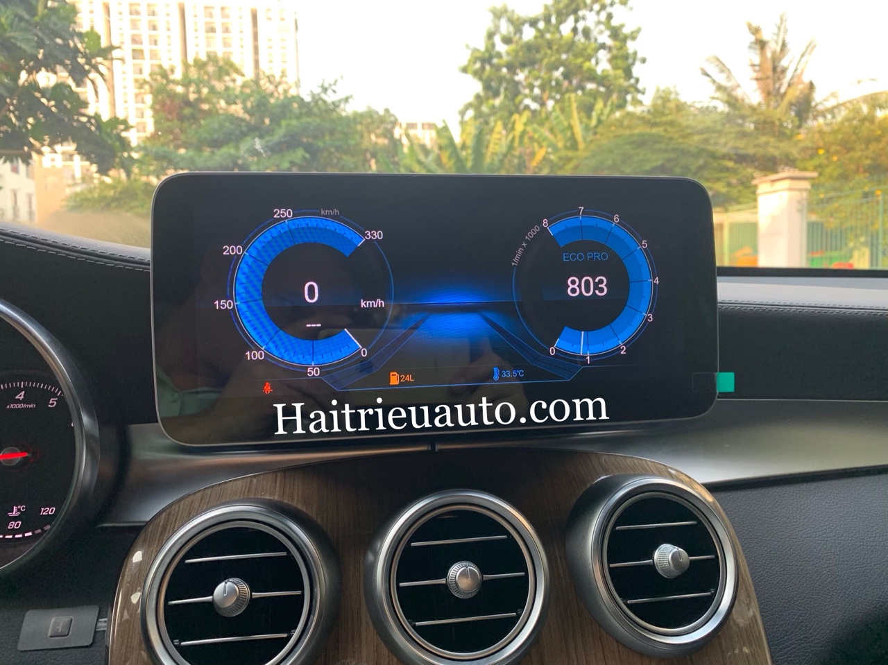 Màn hình android theo xe Mercedes GLC250 5 Image