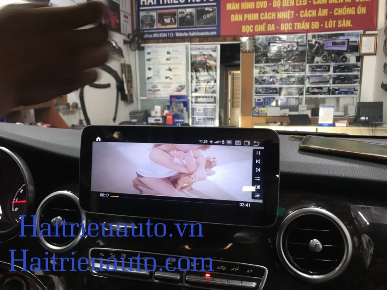 Màn hình android theo xe mercedes V250 5 Image