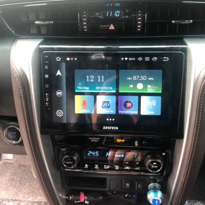 màn hình android zestech theo xe innova