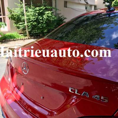 Ốp đèn gầm xe Mercedes E300