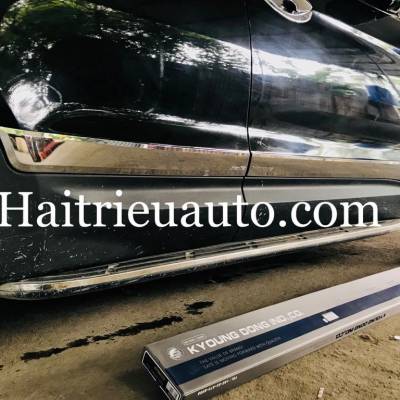 Lướt gió capo Hyundai Santafe