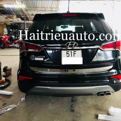 ốp tay mở cốp Hyundai Santafe