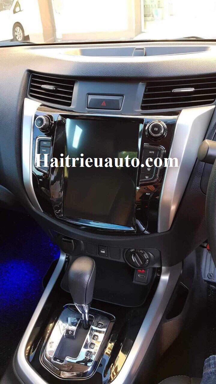 màn hình tesla cho nissan navara 5 Image