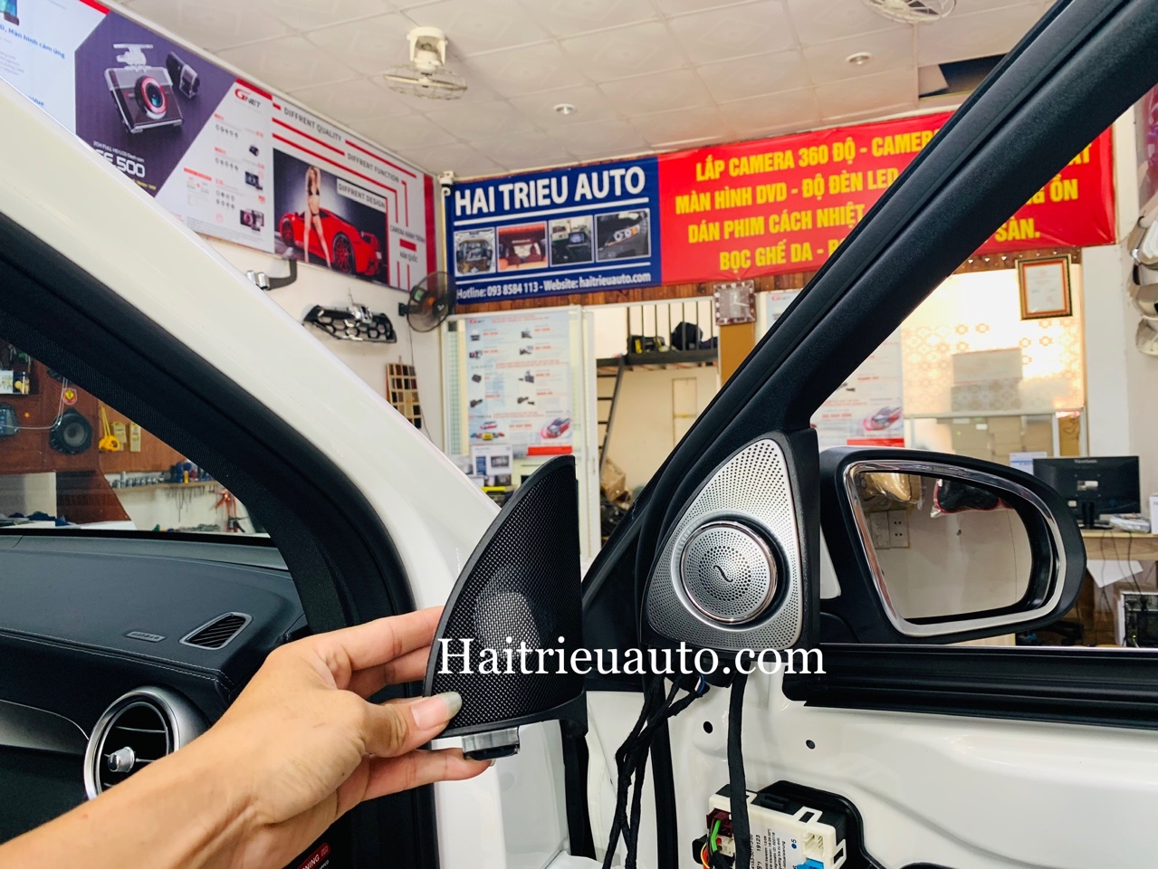 Loa treble xoay 3D Burmester cho xe Mercedes GLC 200 4 Image