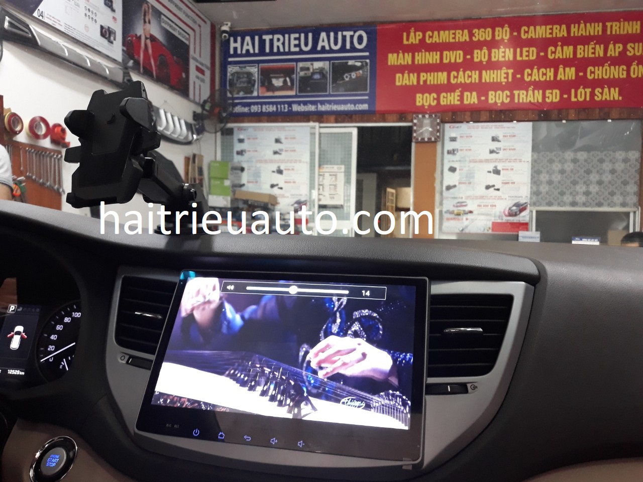 màn hình android theo xe tucson 2018 2 Image