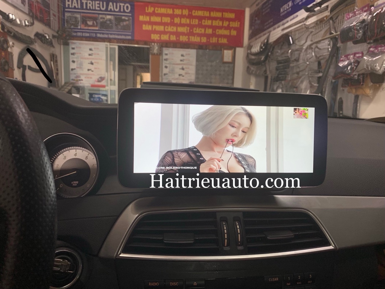 Màn hình android theo xe Mercedes C200 2011-2014 2 Image