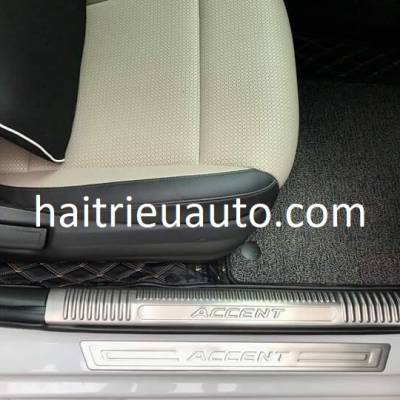 nẹp bước chân titan cho xe Hyundai I10