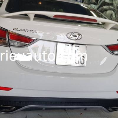 ốp chia pô cho xe Elantra 2014
