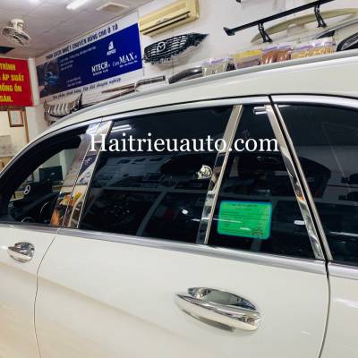 Hộc chia ngăn gác tay cho xe Mercedes GLC