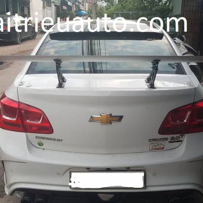 ốp cua lốp cho xe colorado