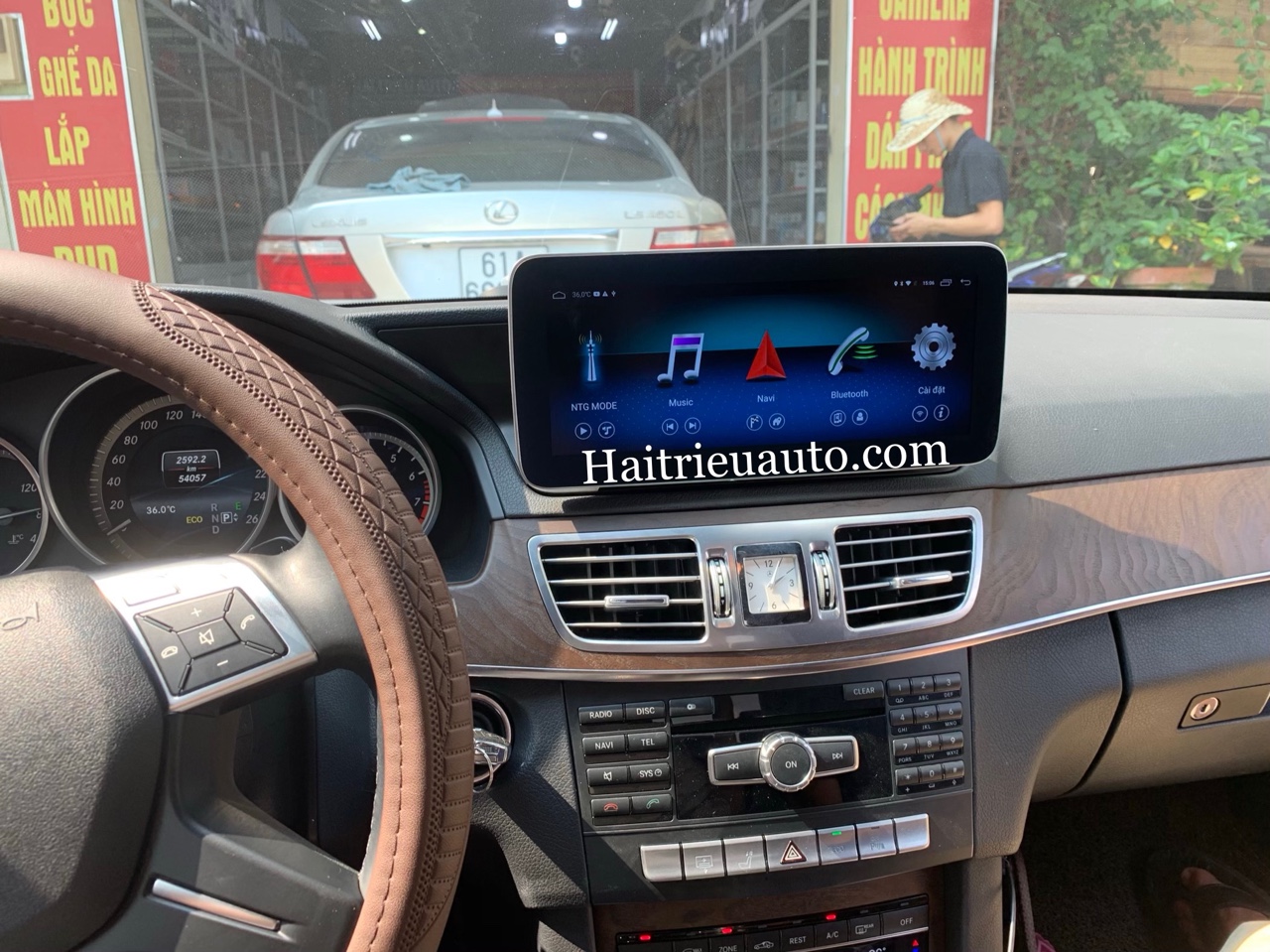 Màn hinh android theo xe Mercedes E200 2015 2 Image