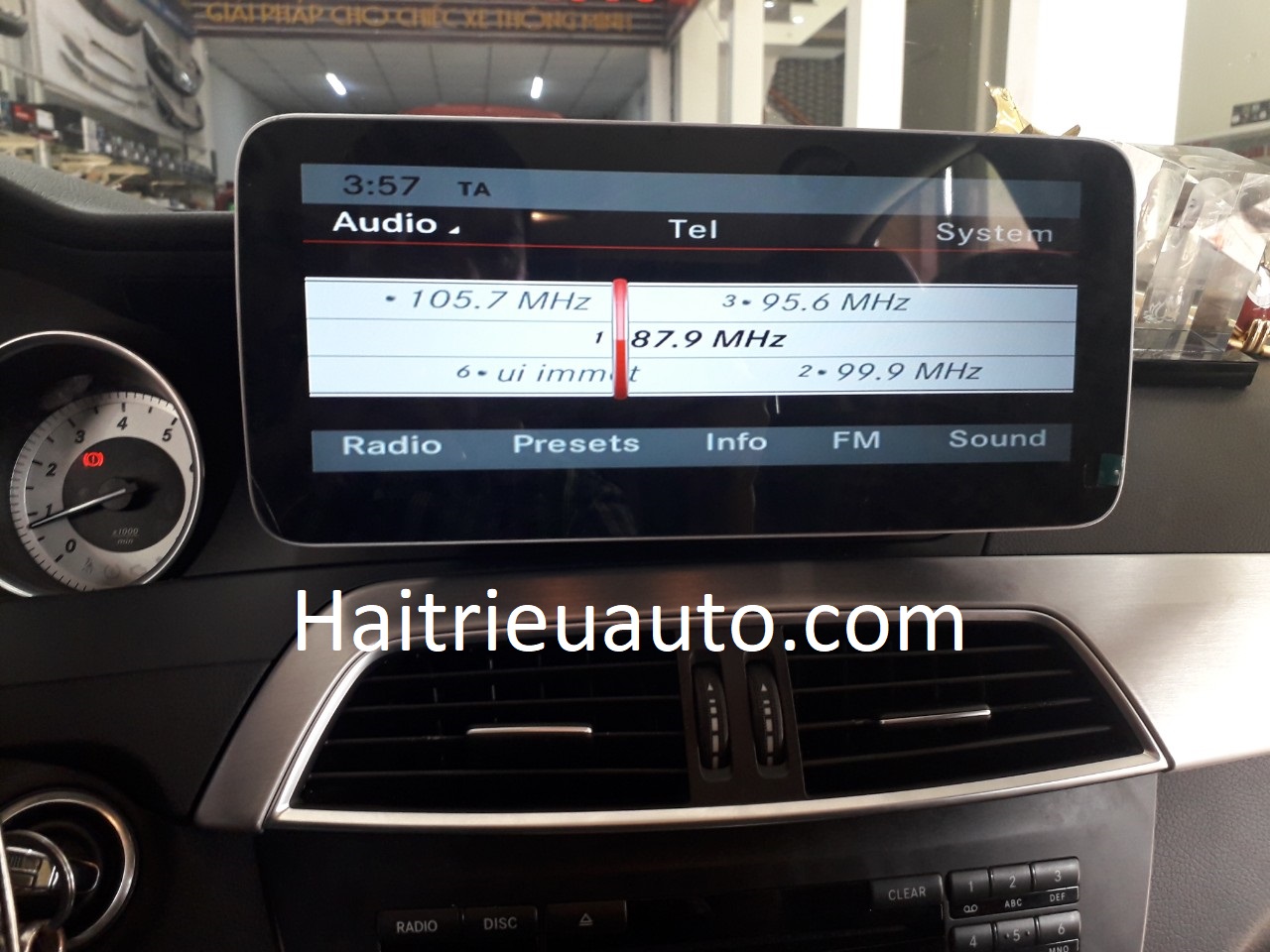 Màn hình android xe Mercedes C 250 3 Image