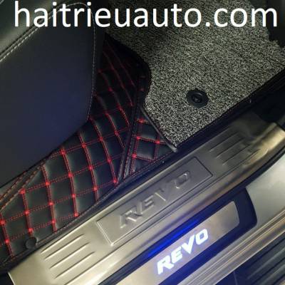 vè che mưa theo xe toyota Hilux 2018