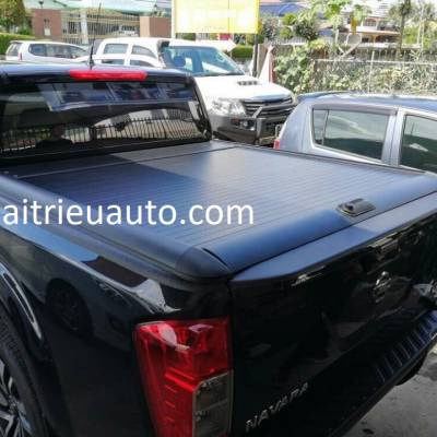ty mở nắp capo xe NAVARA
