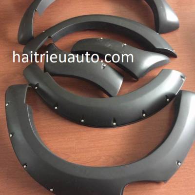 màn hình android theo xe navara 2017