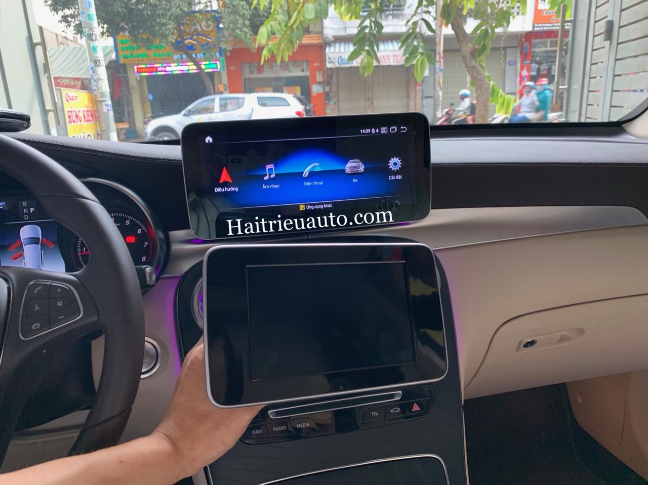 Màn hình android theo xe Mercedes GLC 300 2 Image