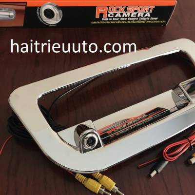 màn hình tesla theo xe ecosport