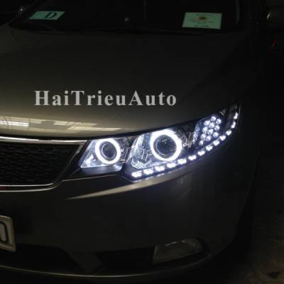 LED GẦM 2 CHẾ ĐỘ CHO XE INNOVA 2016