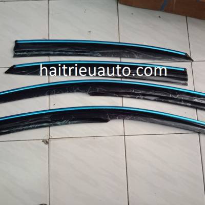 nẹp bước chân có đèn xe Hyundai Accent 2018