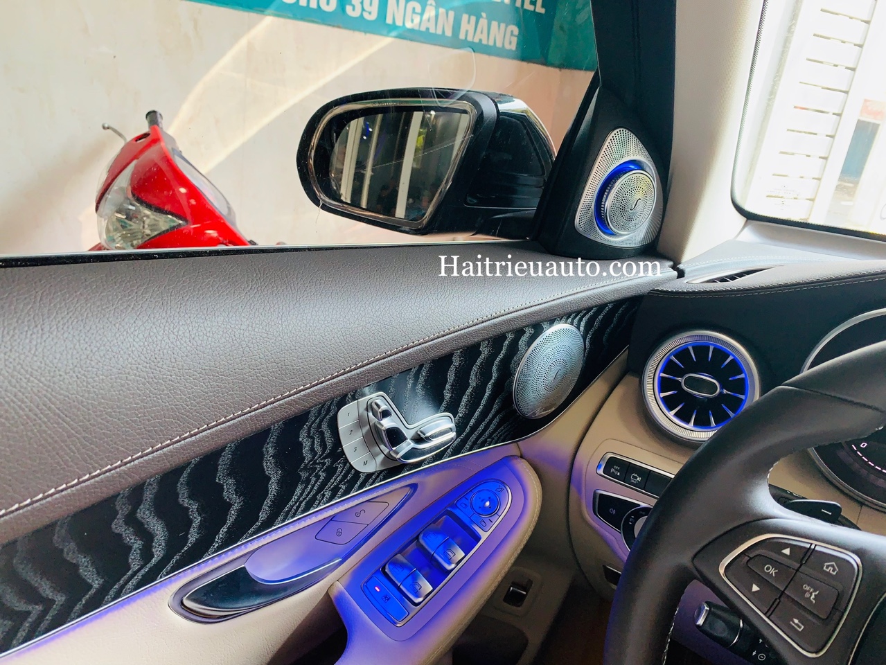 Loa treble xoay 3D Burmester cho xe Mercedes GLC 300 4 Image