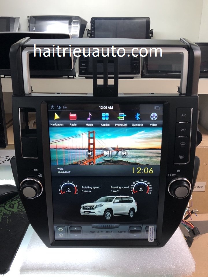Màn hình tesla theo xe Toyota Land Cruiser Prado 2010-2013 3 Image