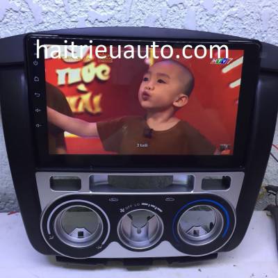 Màn hình tesla theo xe Toyota Land Cruiser Prado 2019