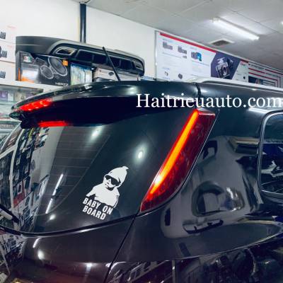 đèn hậu led mẫu U xe ford ranger