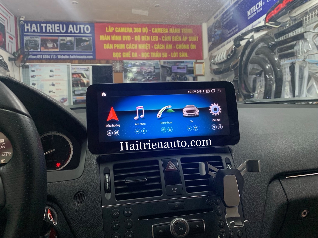 Màn hình android cho xe Mercedes C250 2010 2 Image