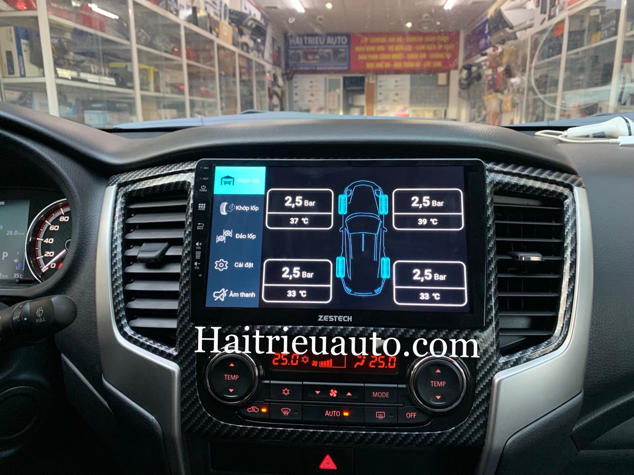 màn hình android Zestech theo xe triton 2019 3 Image